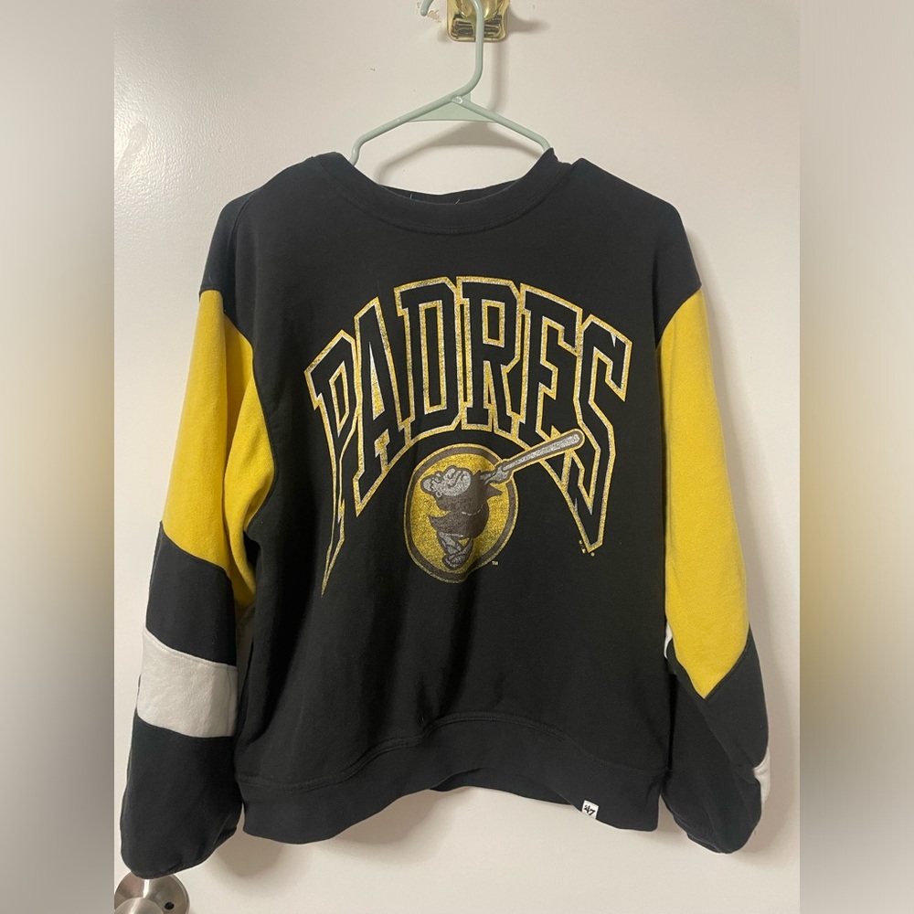 Padres ‘47 Sweater Size M